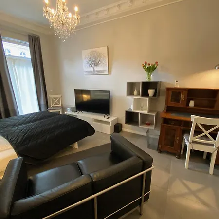 Apartament Glasower 31 *